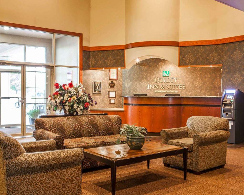 Quality Inn & Suites Hannibal Interior photo